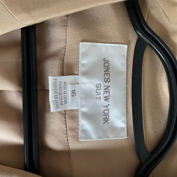 JONES NEW YORK SUIT JACKET - Picture 3 of 4